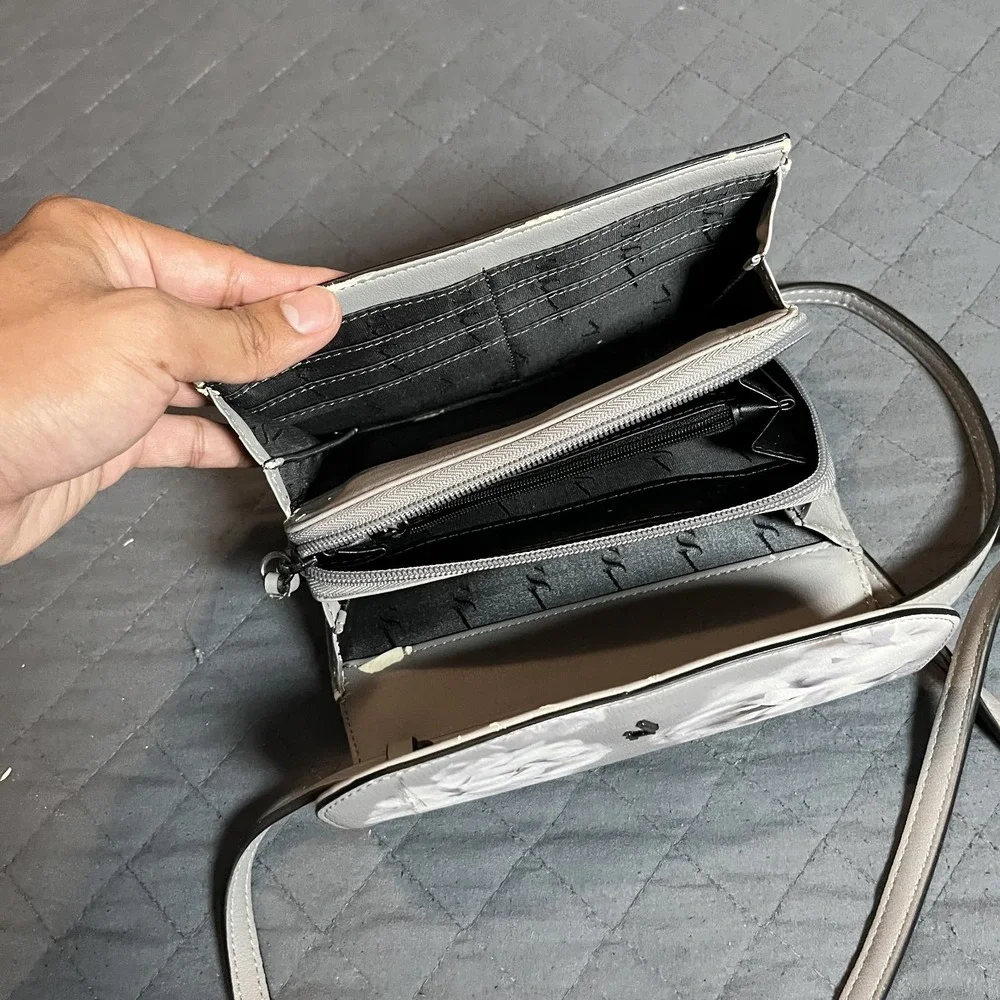 Simply Vera Vera Wang Grey‎ White Floral Faux Leather Crossbody Purse